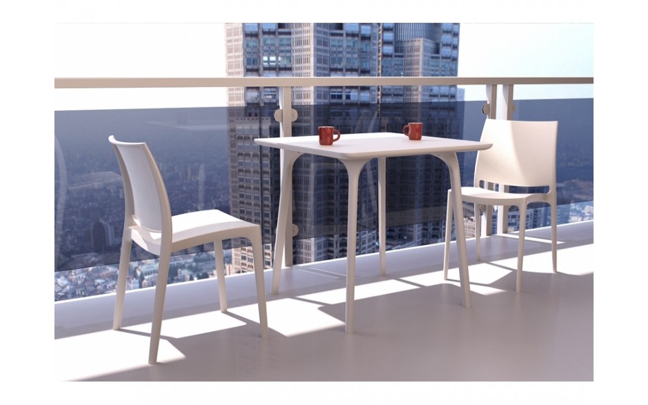 Maya Chair